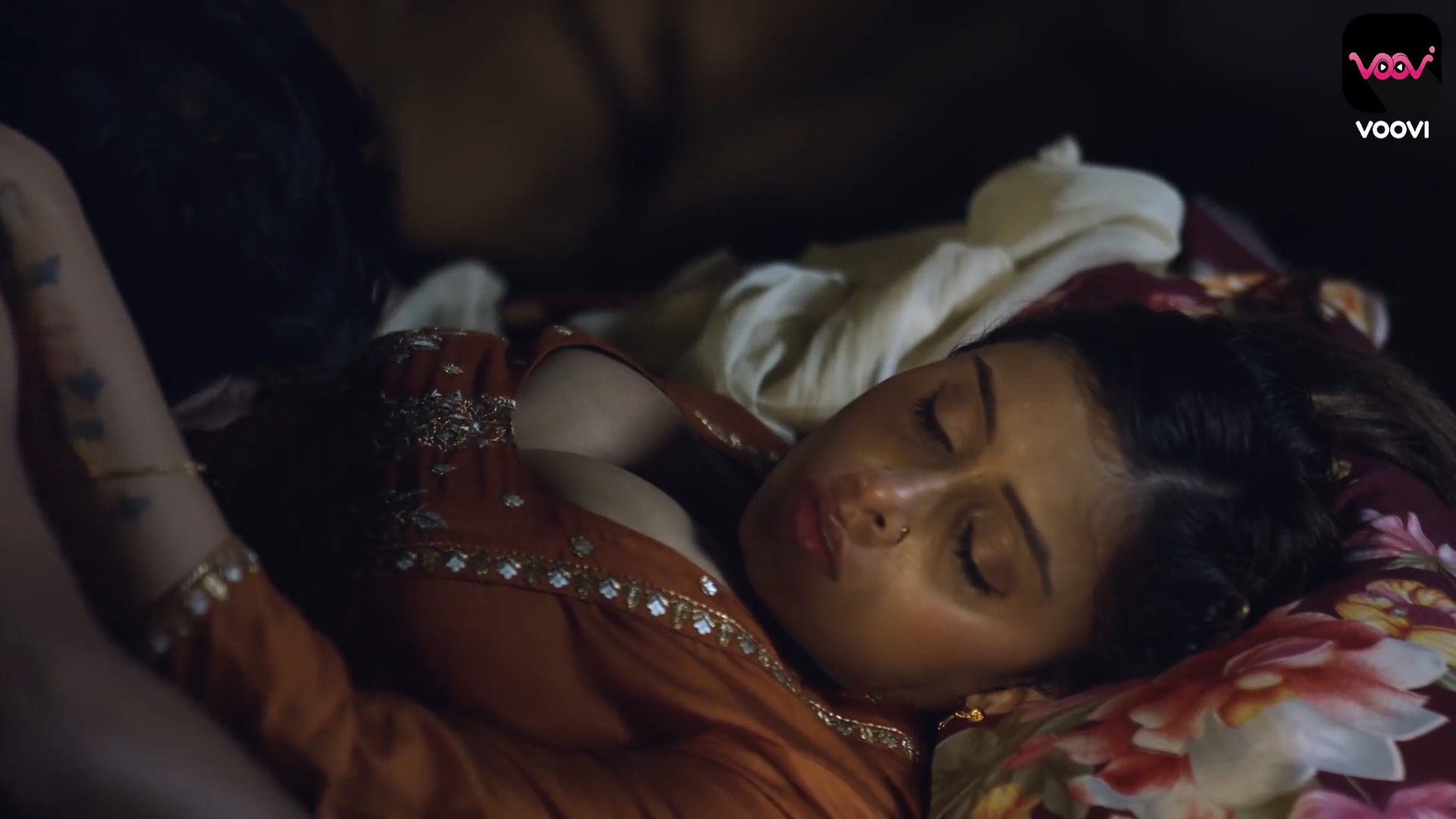 Imli Bhabhi Ep1 – Voovi Priyanka Chaurasia Hot Bhabhi Sexy Video