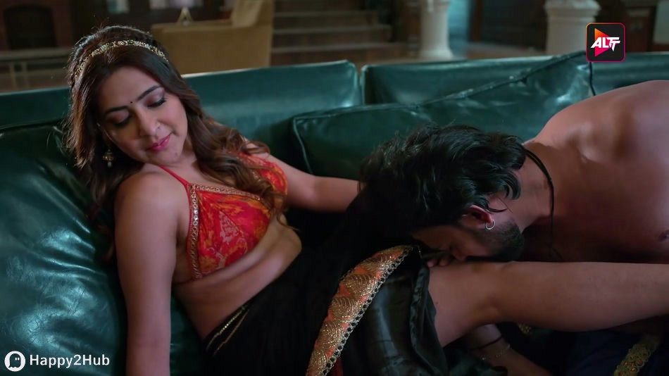 Lehenga Chunri S01 Ep3 – Shiny Dixit Bhabhi Sexy Video