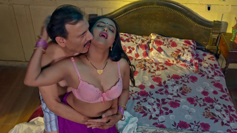 Tohfa Ep6 – Shayna Khatri Sasur Aur Bahu Porn