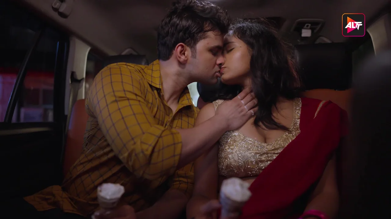 Namkeen Kisse E2 – Neha Gupta Bhabhi Sexy Video