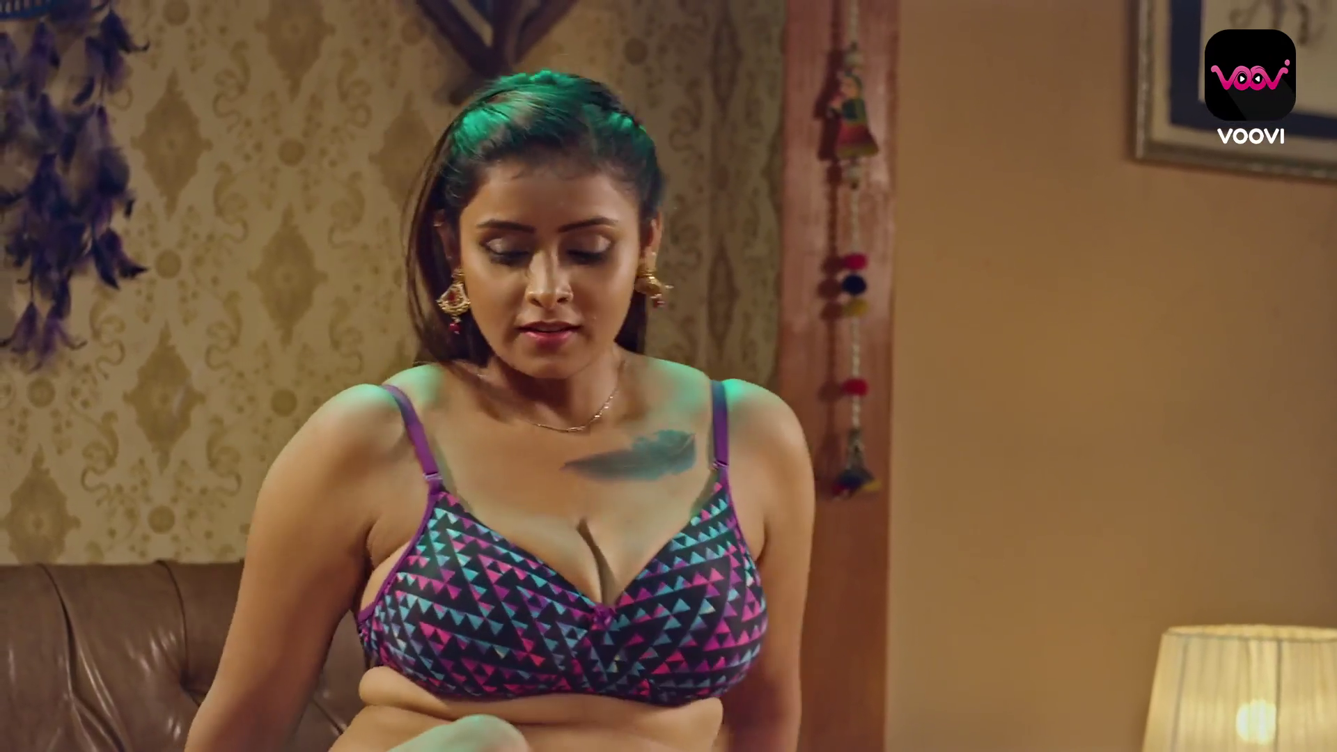 Angrezi Akhbar E1 – Priyanka Chaurasia Bhabhi XXX