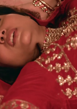 Rikshawala E8 – Manvi Chugh Suhagrat Ki Video