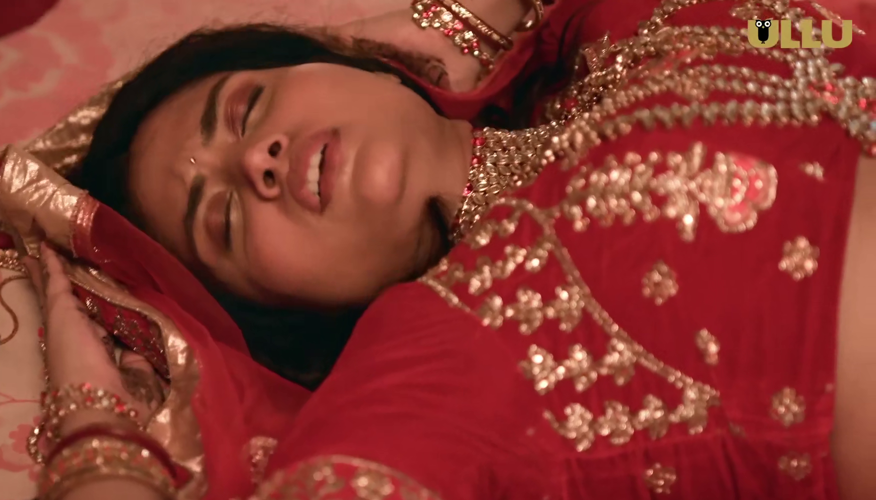 Rikshawala E8 – Manvi Chugh Suhagrat Ki Video