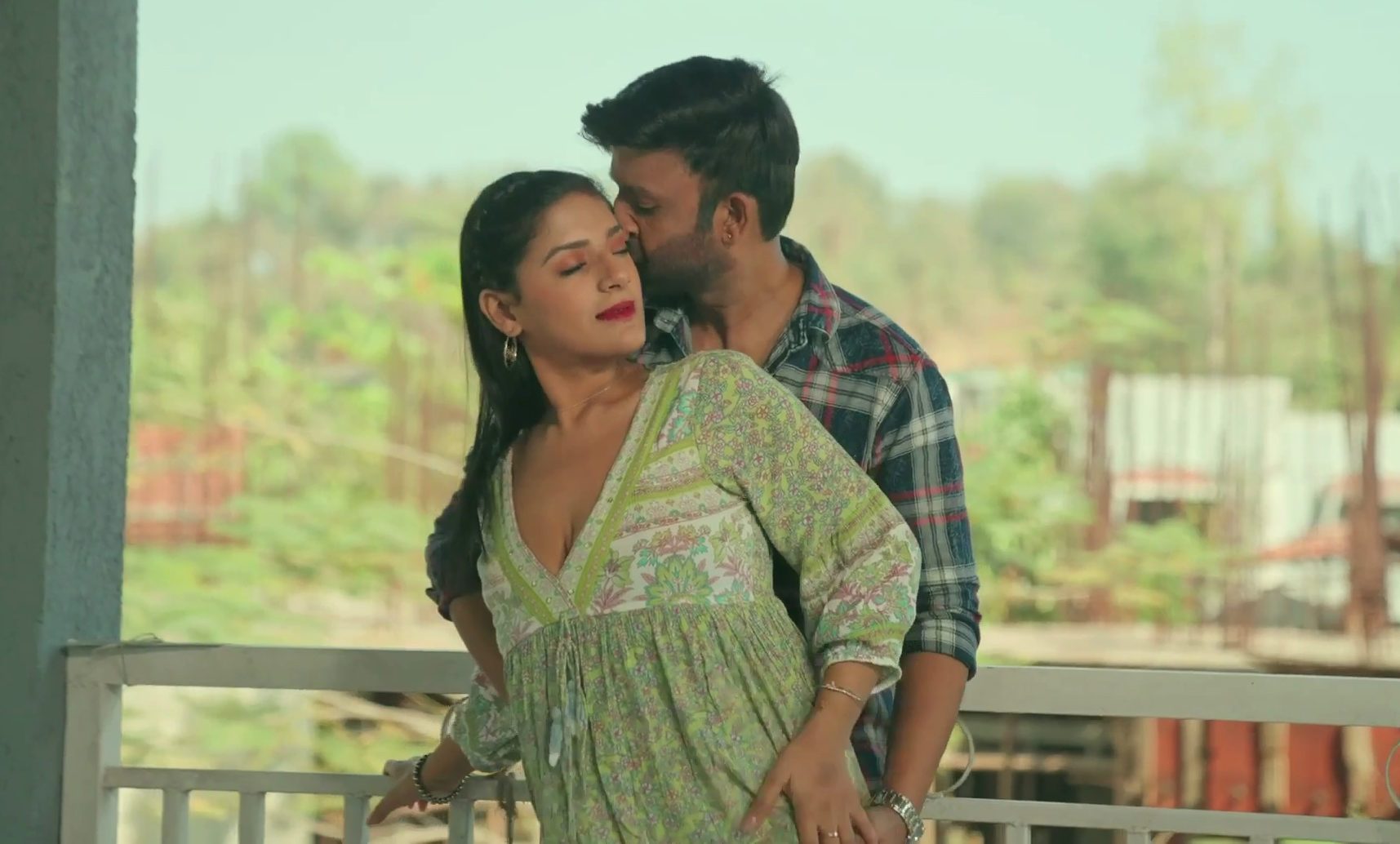 Zero Figure E1 – Ayushi Bhowmick Desi Bhabhi Sex