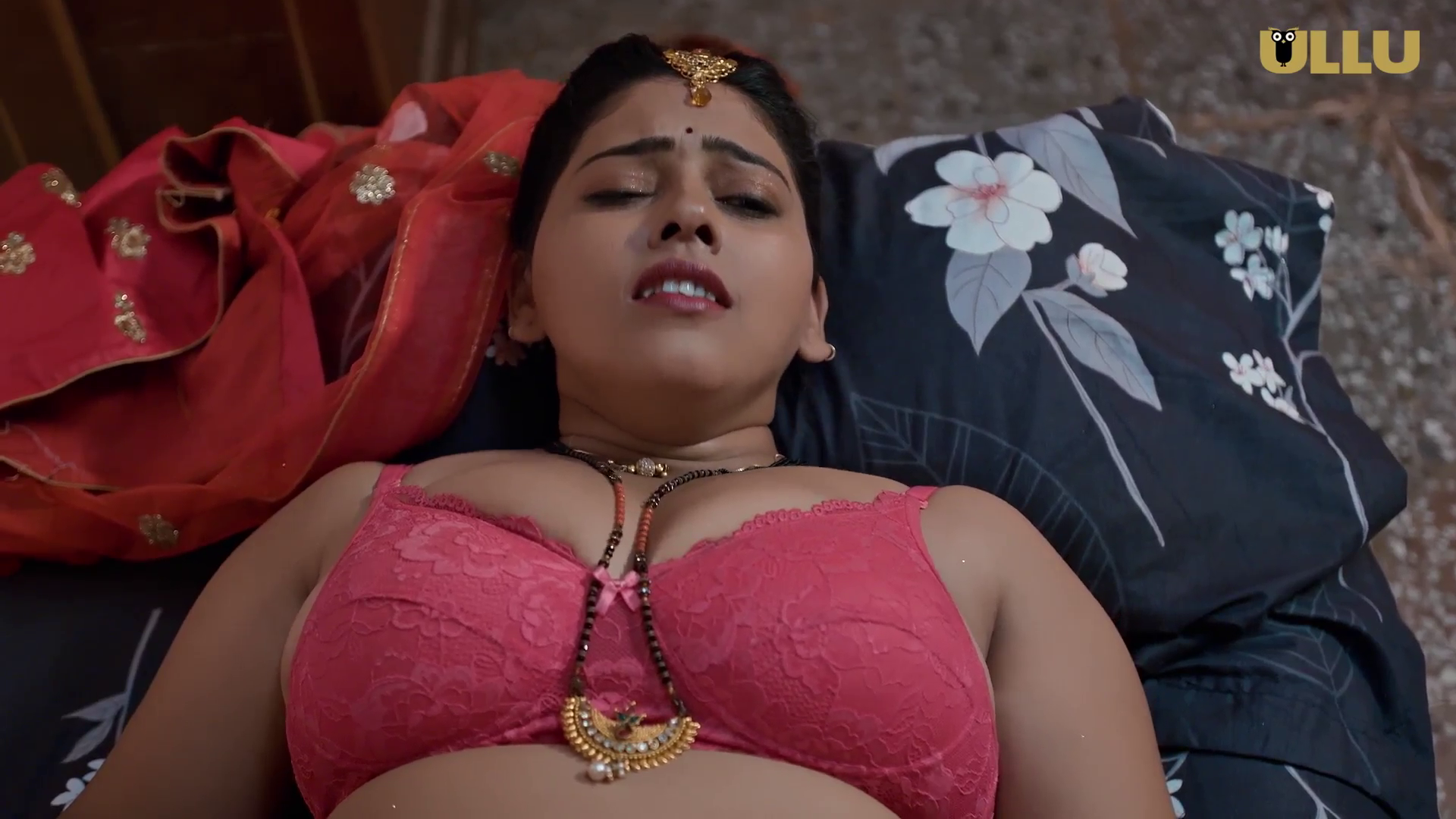 Anari E2 – Anita Jaiswal Suhagrat Ki Sexy Video