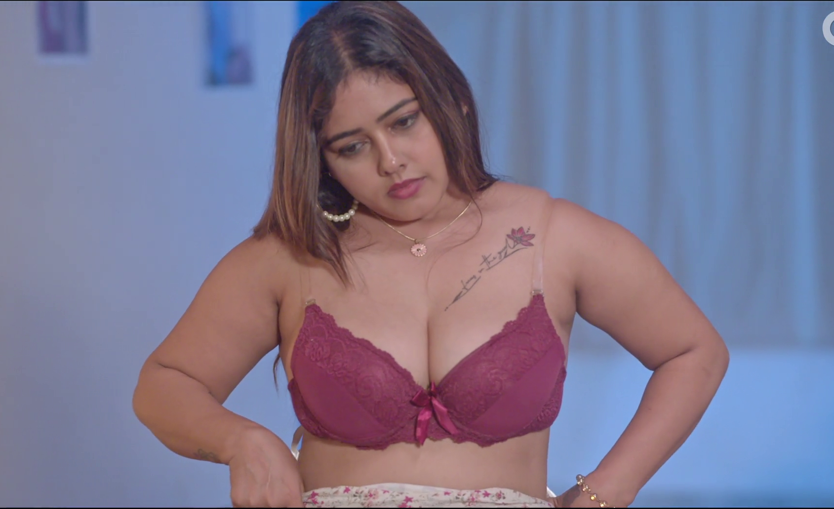 Capsule E1 – Anita Jaiswal Hot Desi Bhabhi Porn