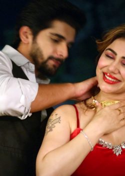 Lets Play Blind E3 – Kangna Sharma Bhabhi Fuck