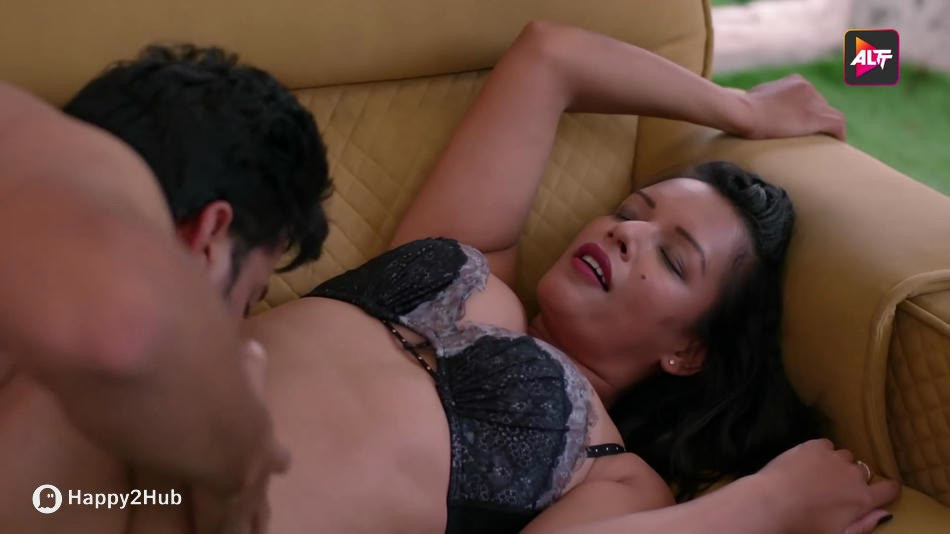 Luka Chuppi E1 – Tripti Bajoria Hot Bhabhi Chudai