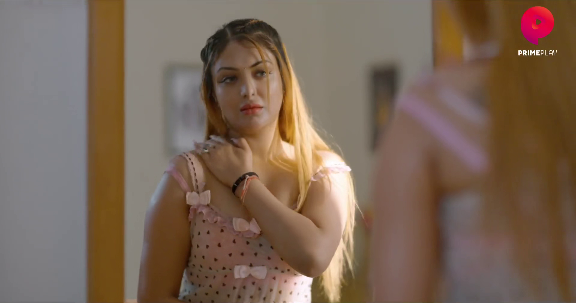 Nadaan E1 – Khushi Mukherjee Hot Bhabhi WebSeries