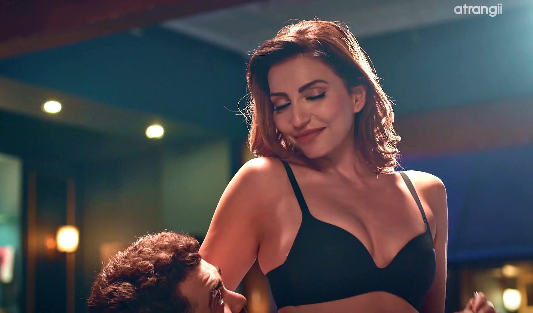 Wine E2 – Hot Navina Bole Bhabhi Ki Chudai Video