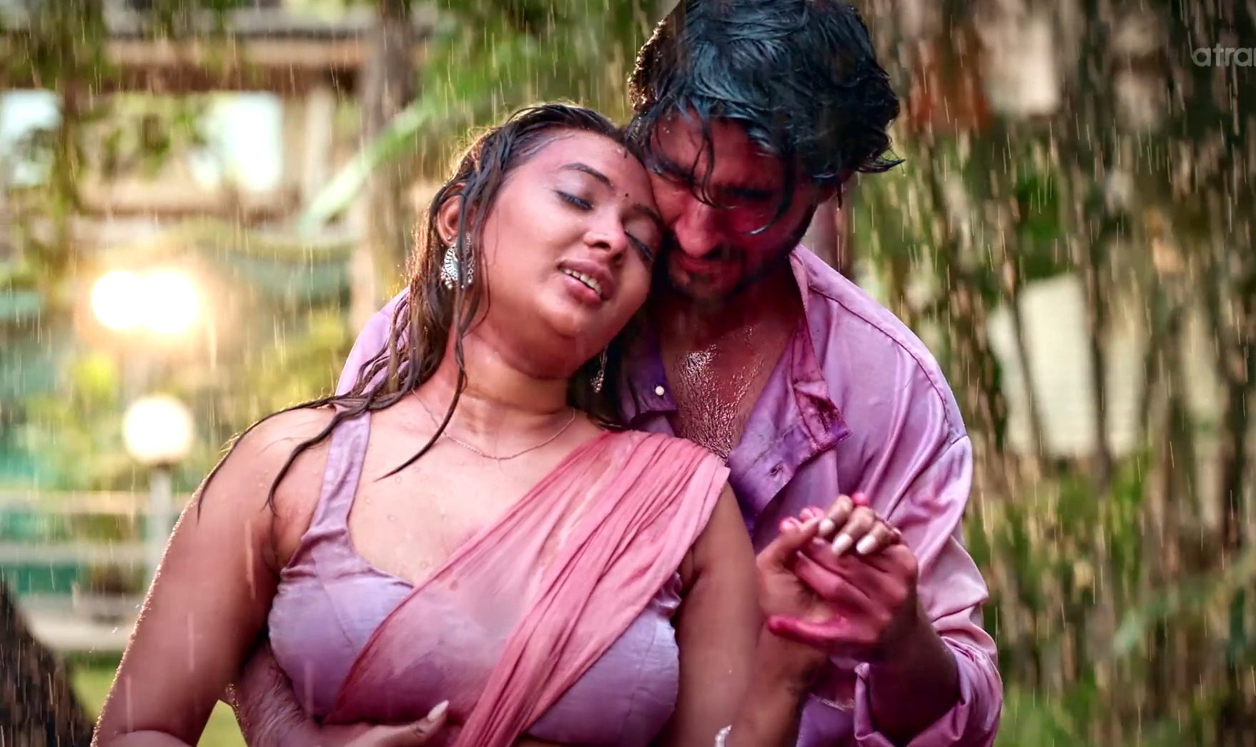 Crush E6 – Mahi Deshpande Hot Bhabhi WebSeries